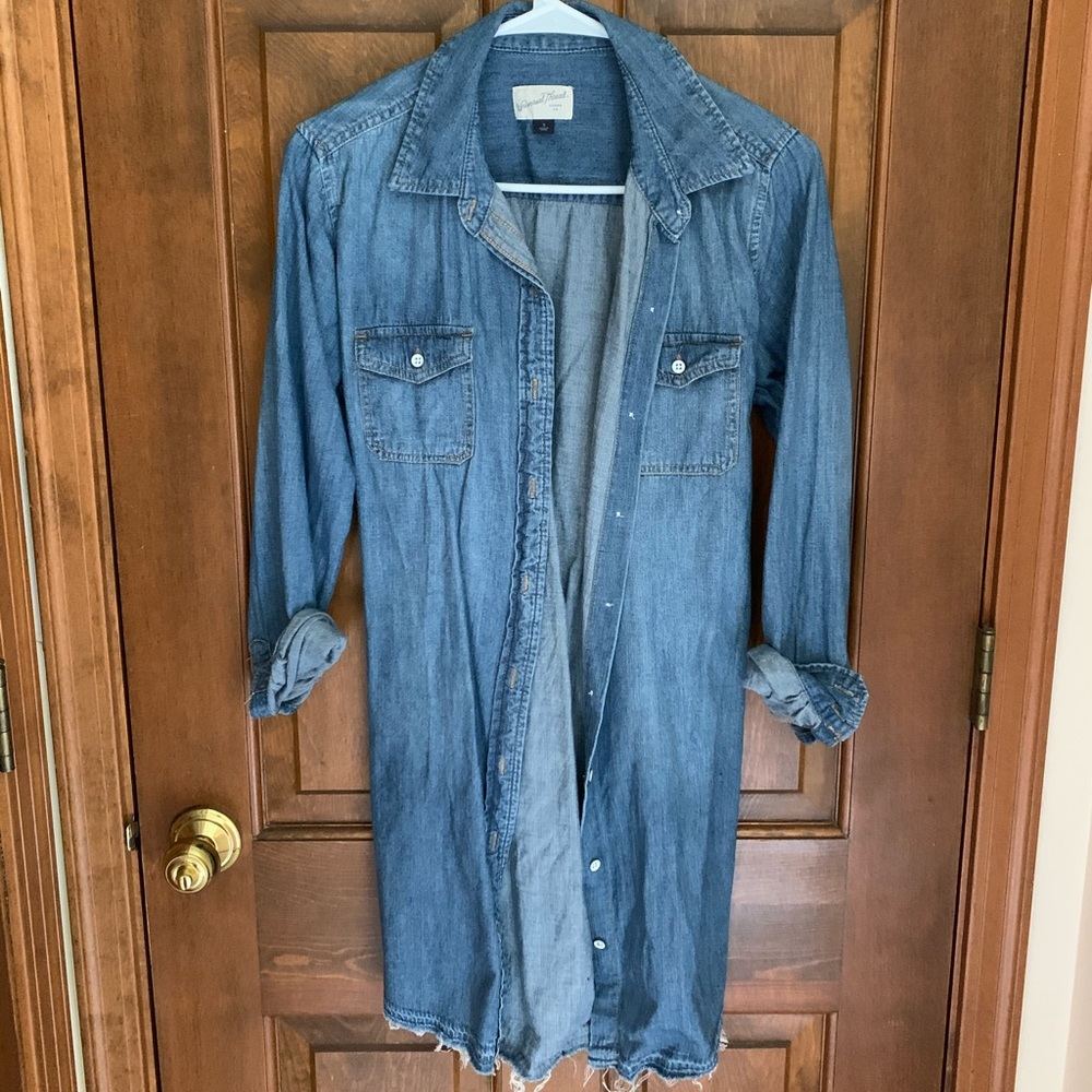 Universal Thread denim dress with belt. - Size S